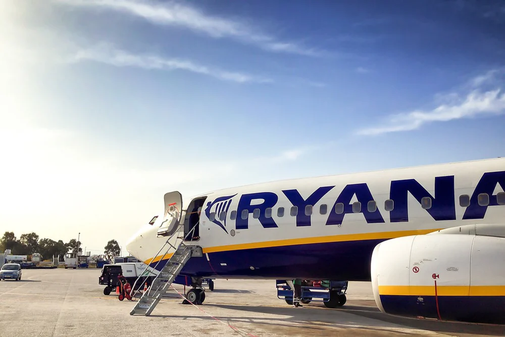 Ako sa neobabrať pri kúpe letenky cez Ryanair na výmenných kurzoch